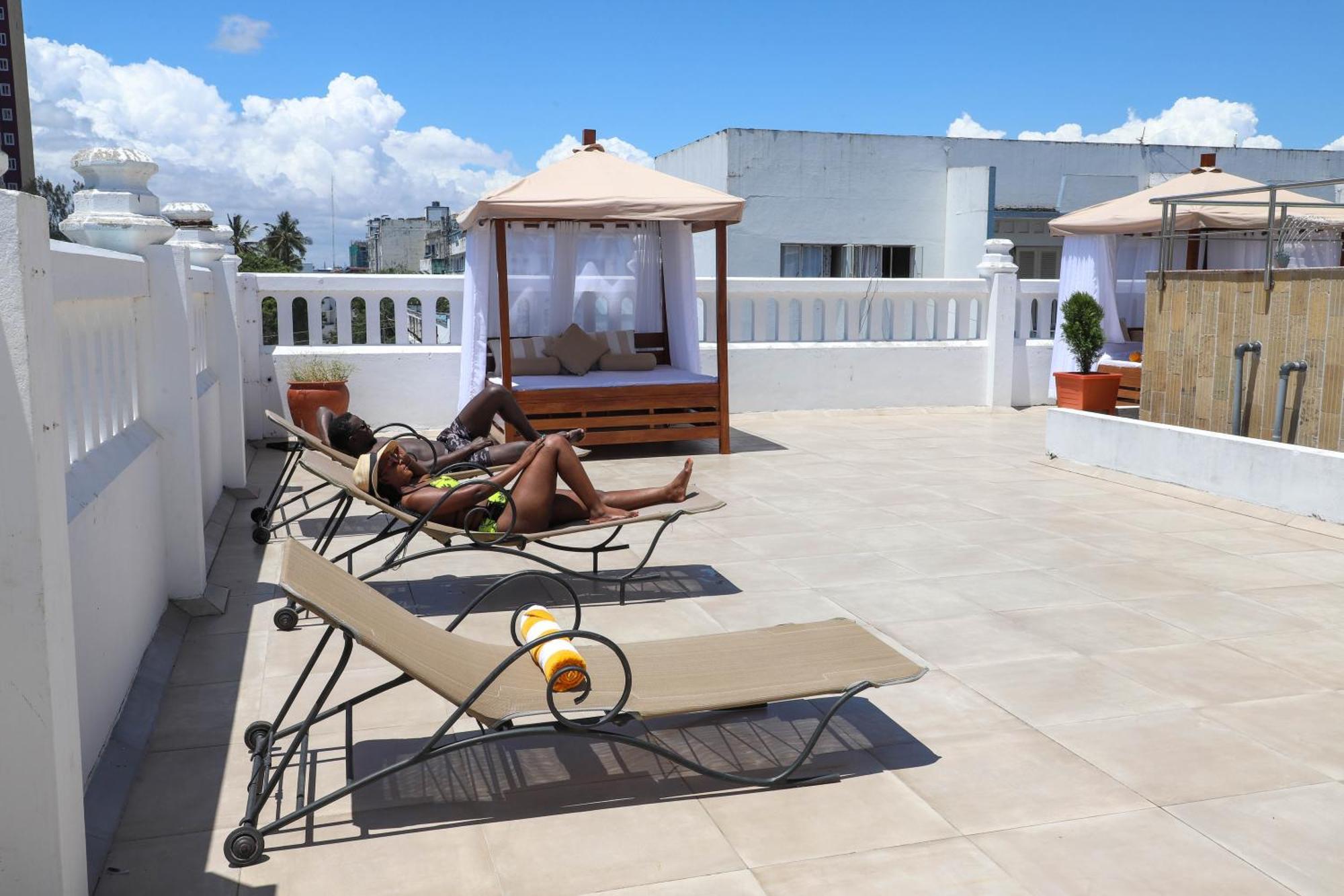Sentrim Castle Royal Hotel Mombasa Extérieur photo
